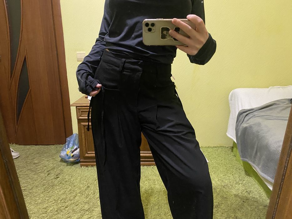 широкі чорні брюки house brand
