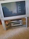 Telewizor Sony Trinitron 32 ' z oryginalna szklaną półką.