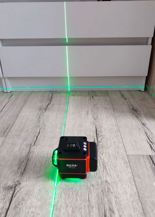12 linii Poziomica laserowa / Laser krzyżowy