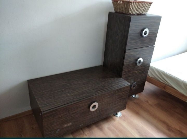 Komoda  szafa  za 80zl Ikea  Warszawa