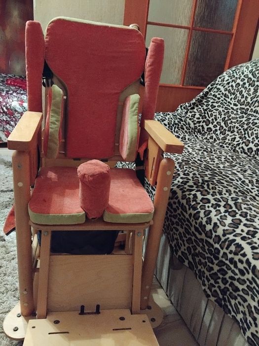 Стіл парта для діток від 1 до 5