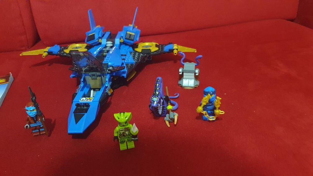 LEGO Ninjago 70668 Burzowy myśliwiec Jaya