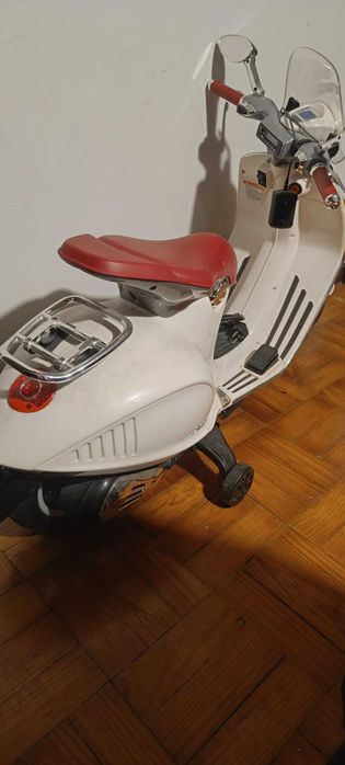 Vendo Vespa Piaggio a bateria
