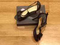 Модельные босножки Farlena,на каблуке ,черного цвета,кожа,размер 39.