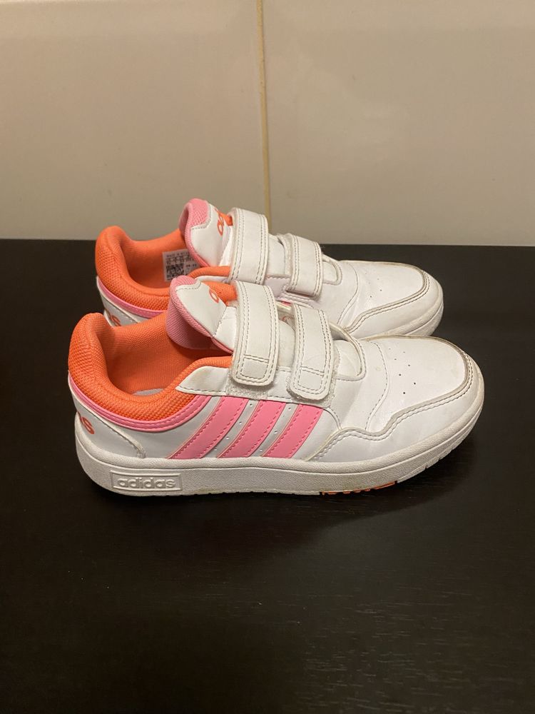 Vendo sapatilhas adidas como novas