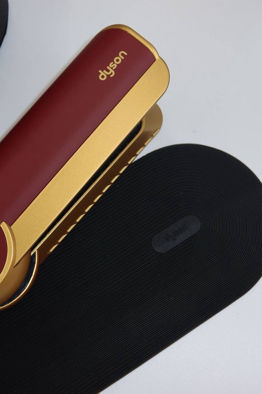 Випрямляч  Dyson HT01 Airstrait Red Velvet/Gold (з кейсом)
