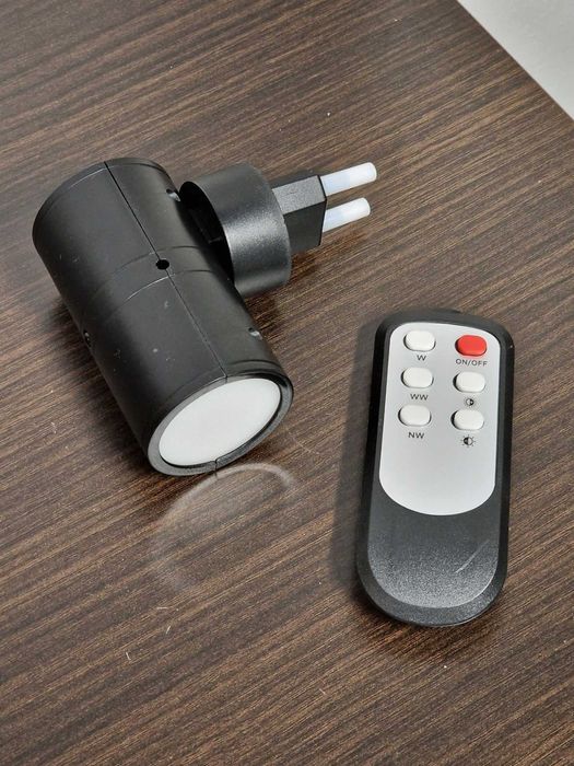 Lampka nocna LED z czujnikiem ruchu, dwie sztuki