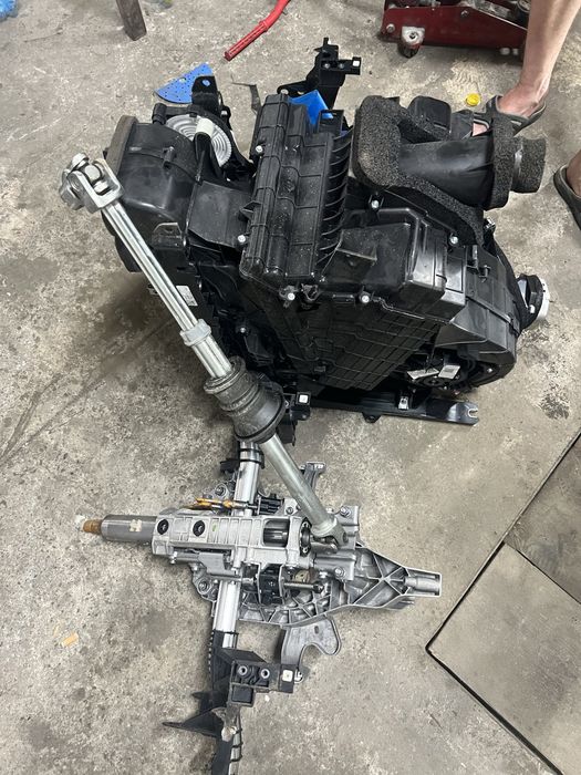 Пічка кліматичної системи  з рульовим валом