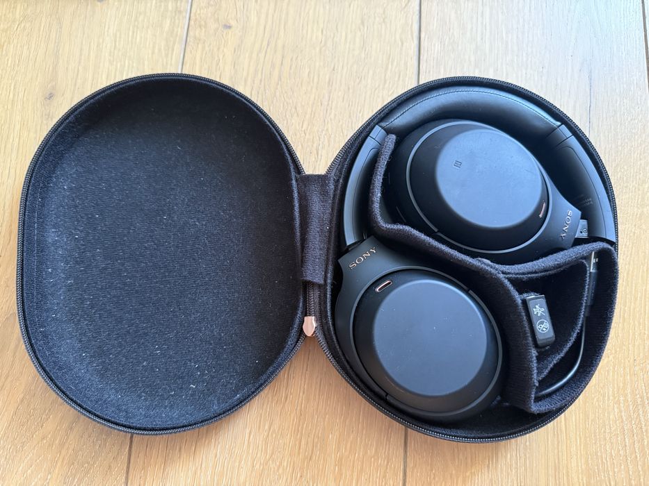 Навушники Sony WH-1000XM4