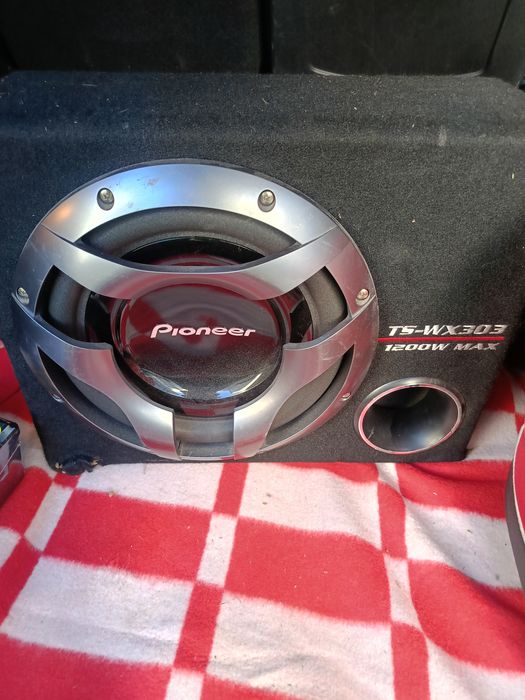 Савбуфер pioneer в зборі