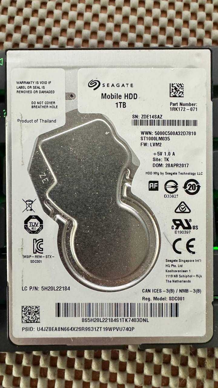 Продам два жорстких диска з купою бедів SEAGATE 1 TB