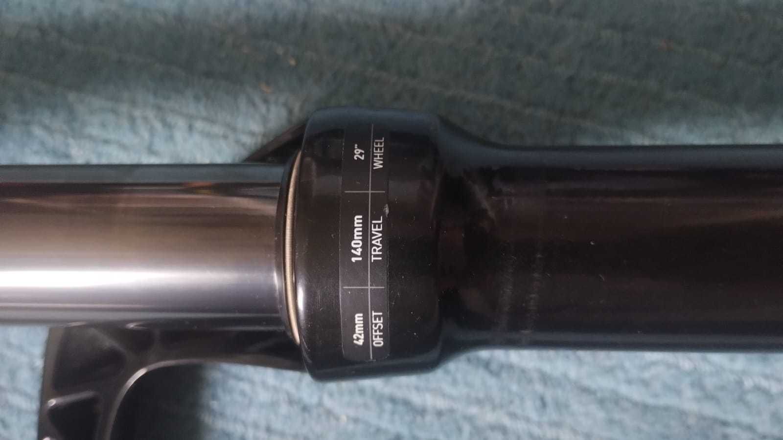 Amortyzator RockShox Recon 140 mm