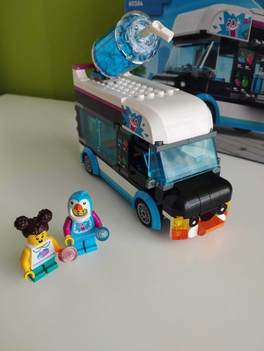 LEGO City Carrinha Escorregadia do Pinguim