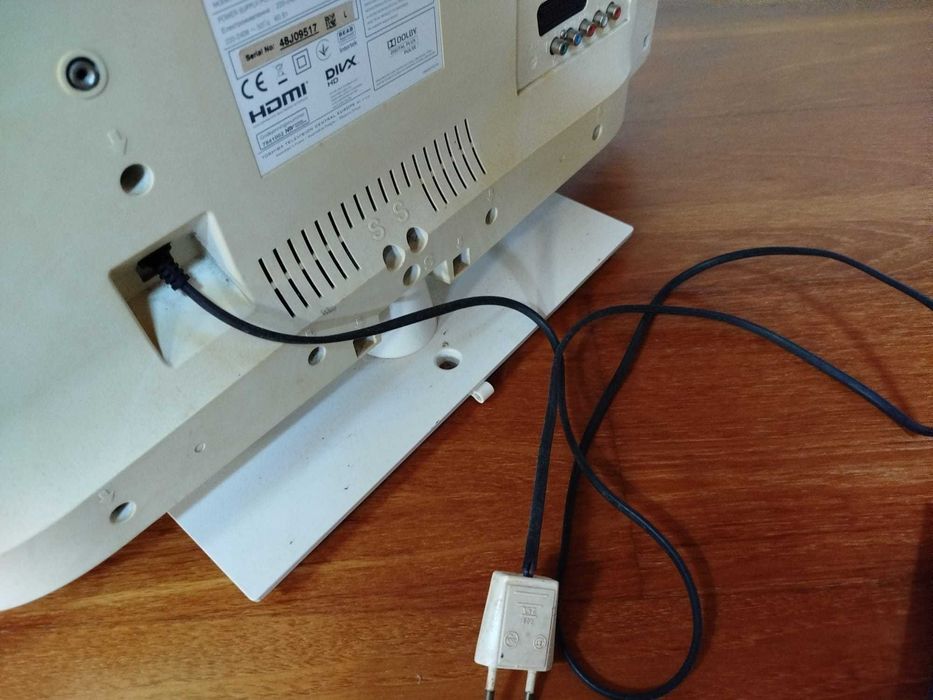 Monitor Toshiba Branco