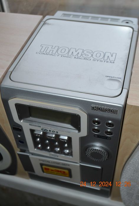 Музыкальный центр "Thomson" CS150. Impedance: 8 Ohm. Music power: 30 W