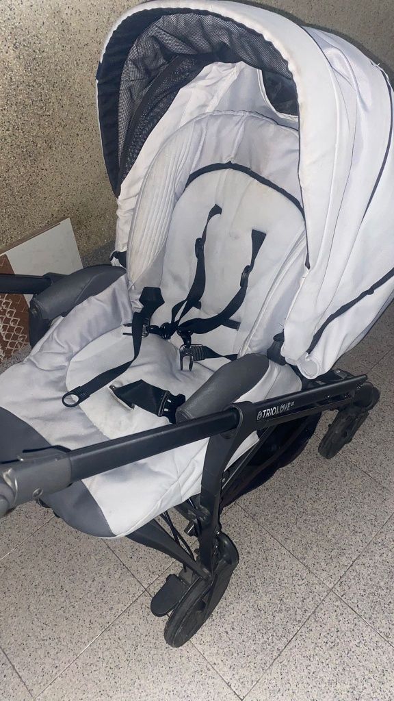 Trio da chicco com isofix