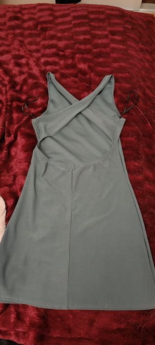 Vestido cinzento sem costas tamanho S. Usado