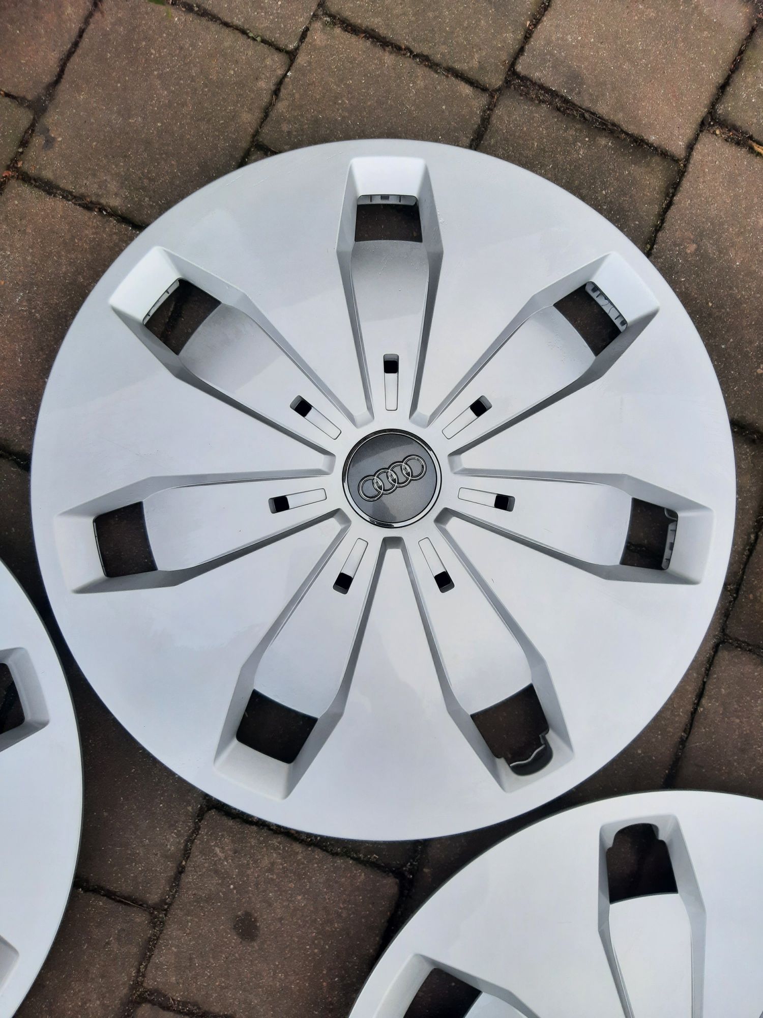Kołpaki 16 Audi oryginalne