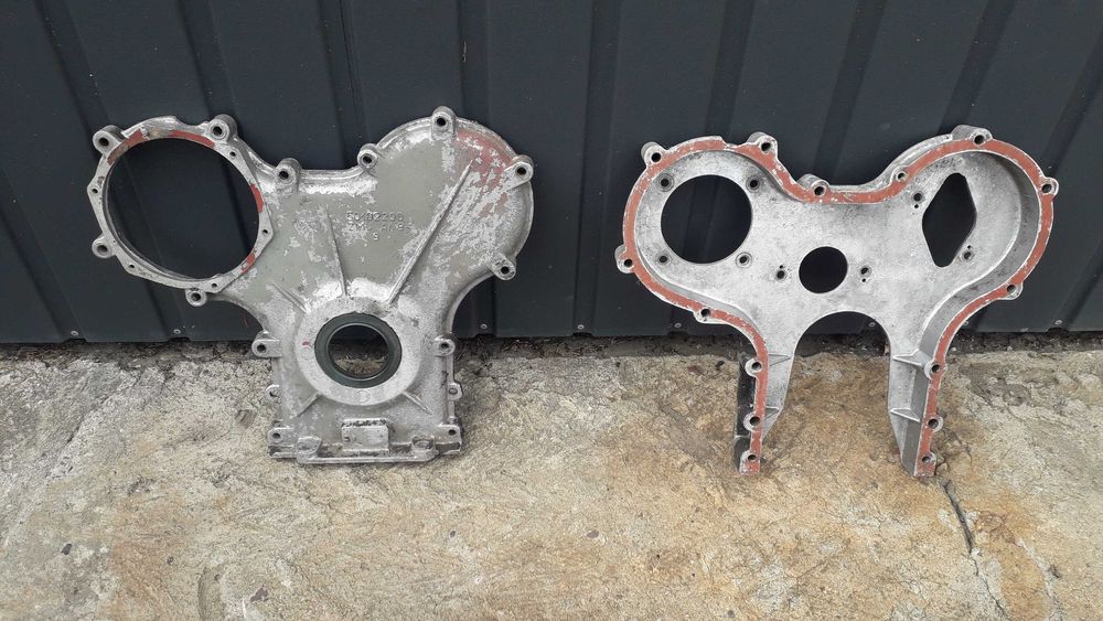 pokrywa obudowa rozrzadu dekiel silnik C330 c328 c330m