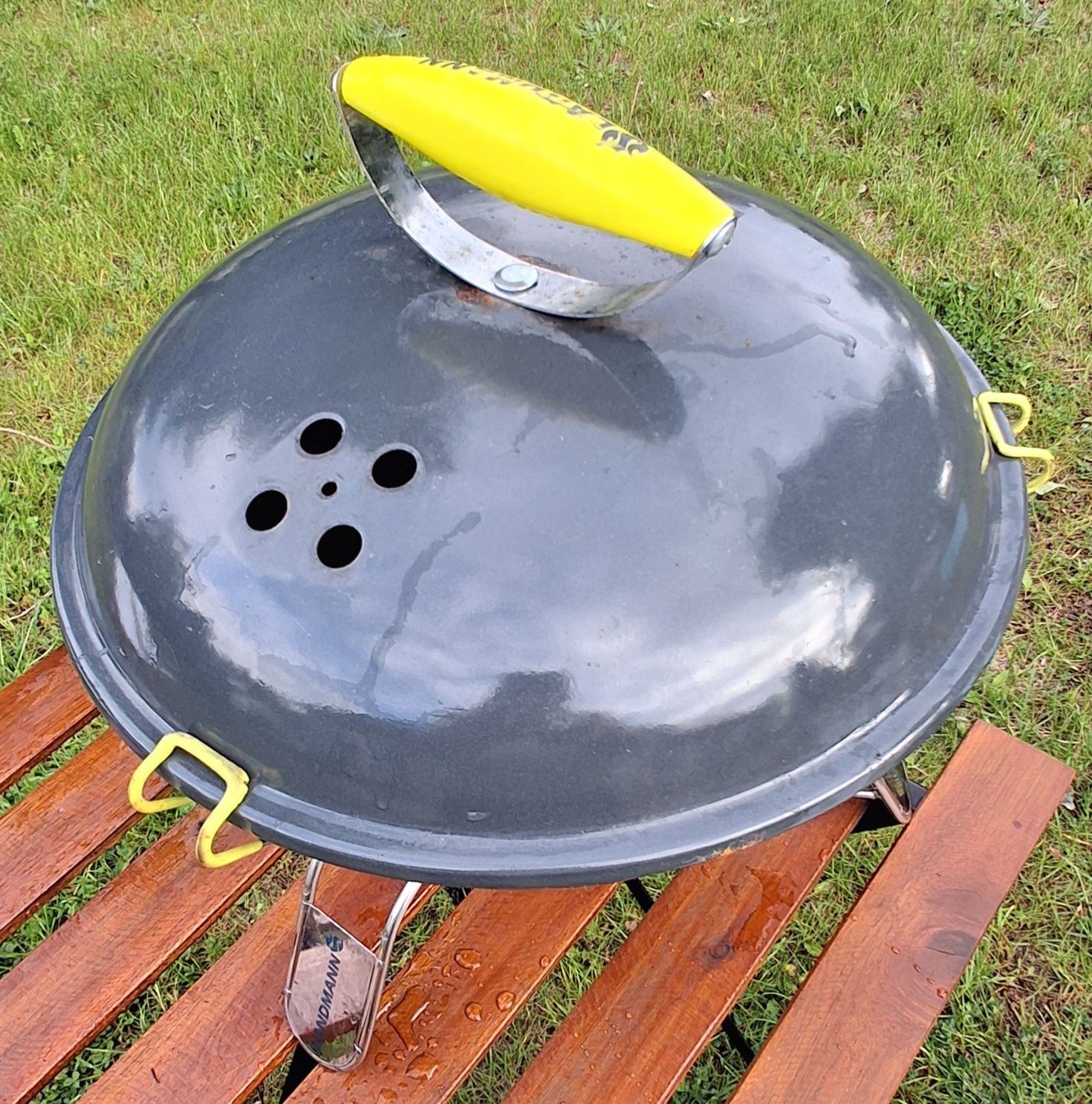 Grill węglowy  okrągły  LANDMANN