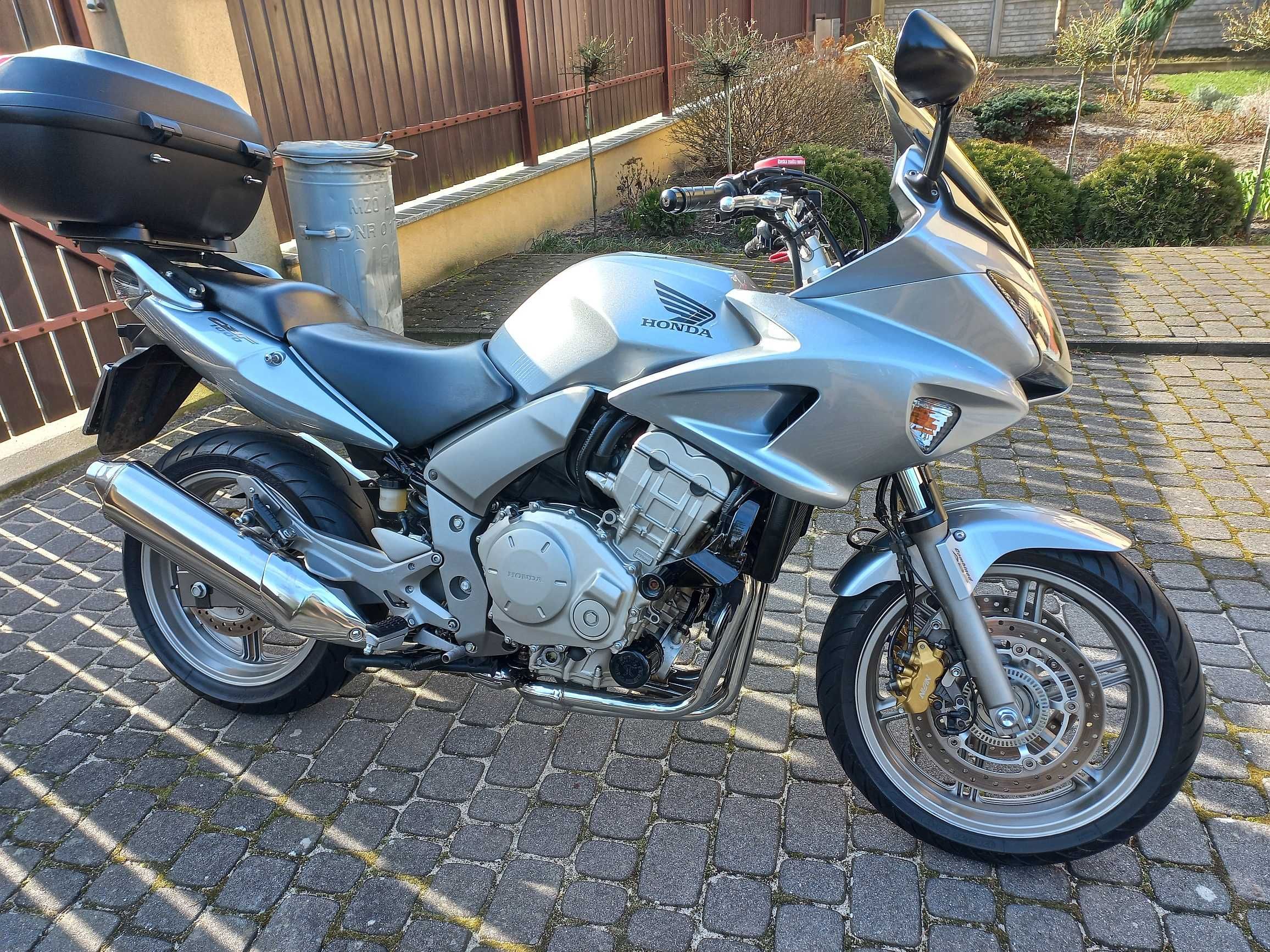 Honda CBF 1000A ABS niski przebieg jak nowa