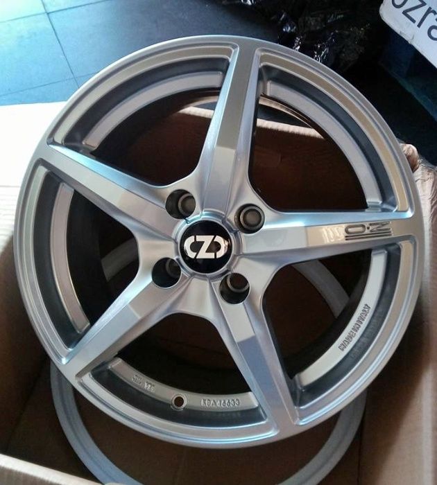 4 jantes 6,5x16 OZ racing 4x108 et 25 novas