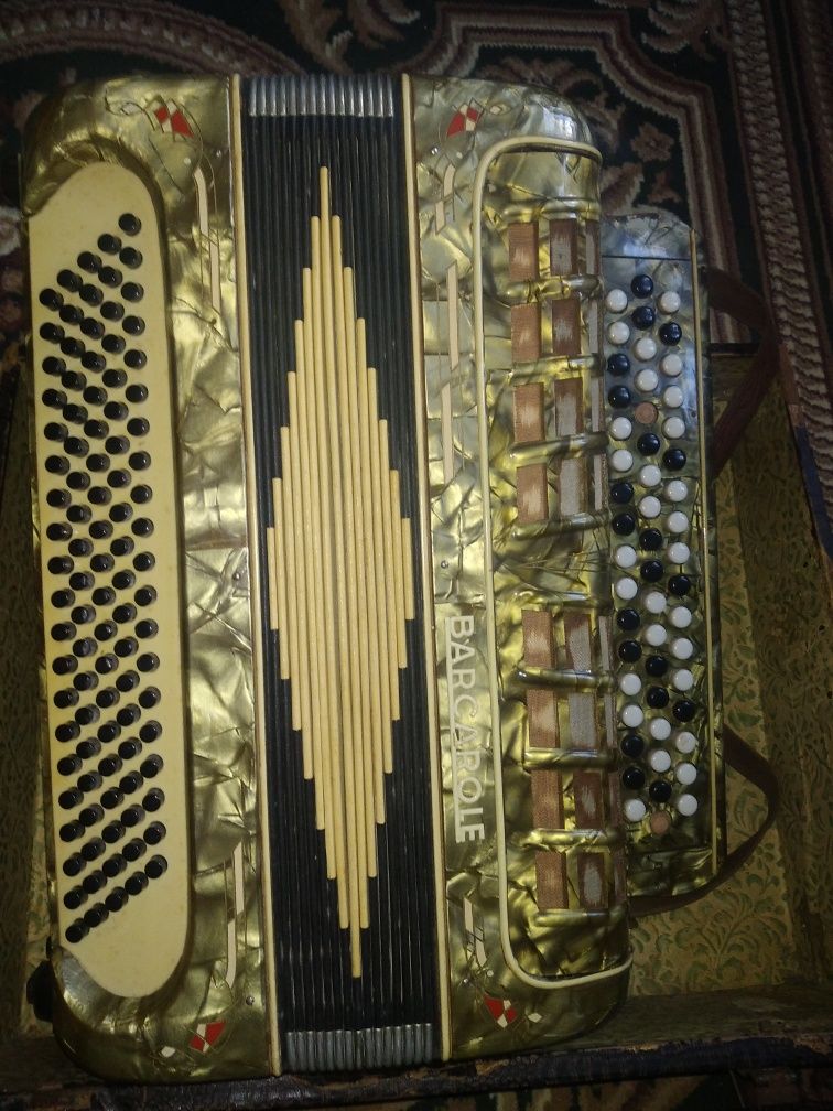 Продам баян Barcarolle