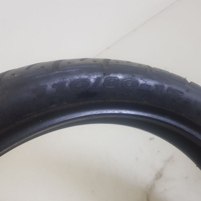 Opona motocyklowa 110/80-17