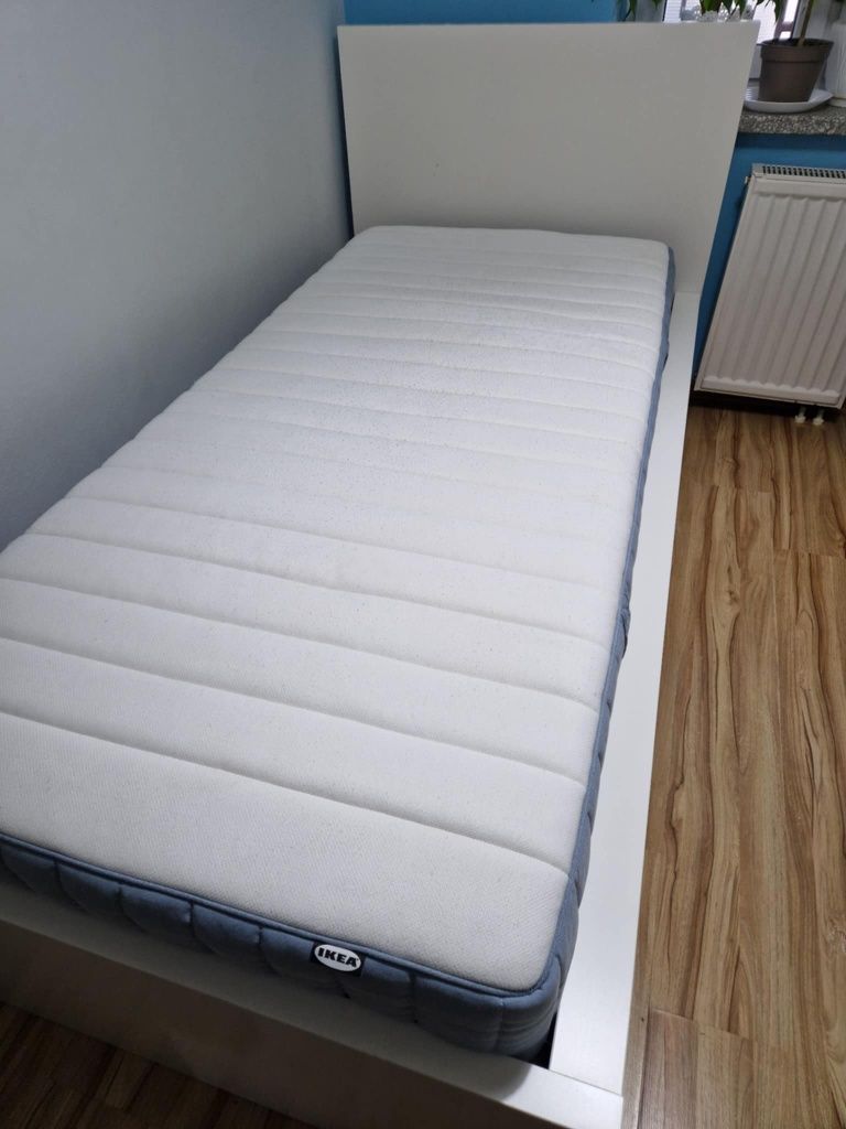 Łóżko ikea malm oraz materac