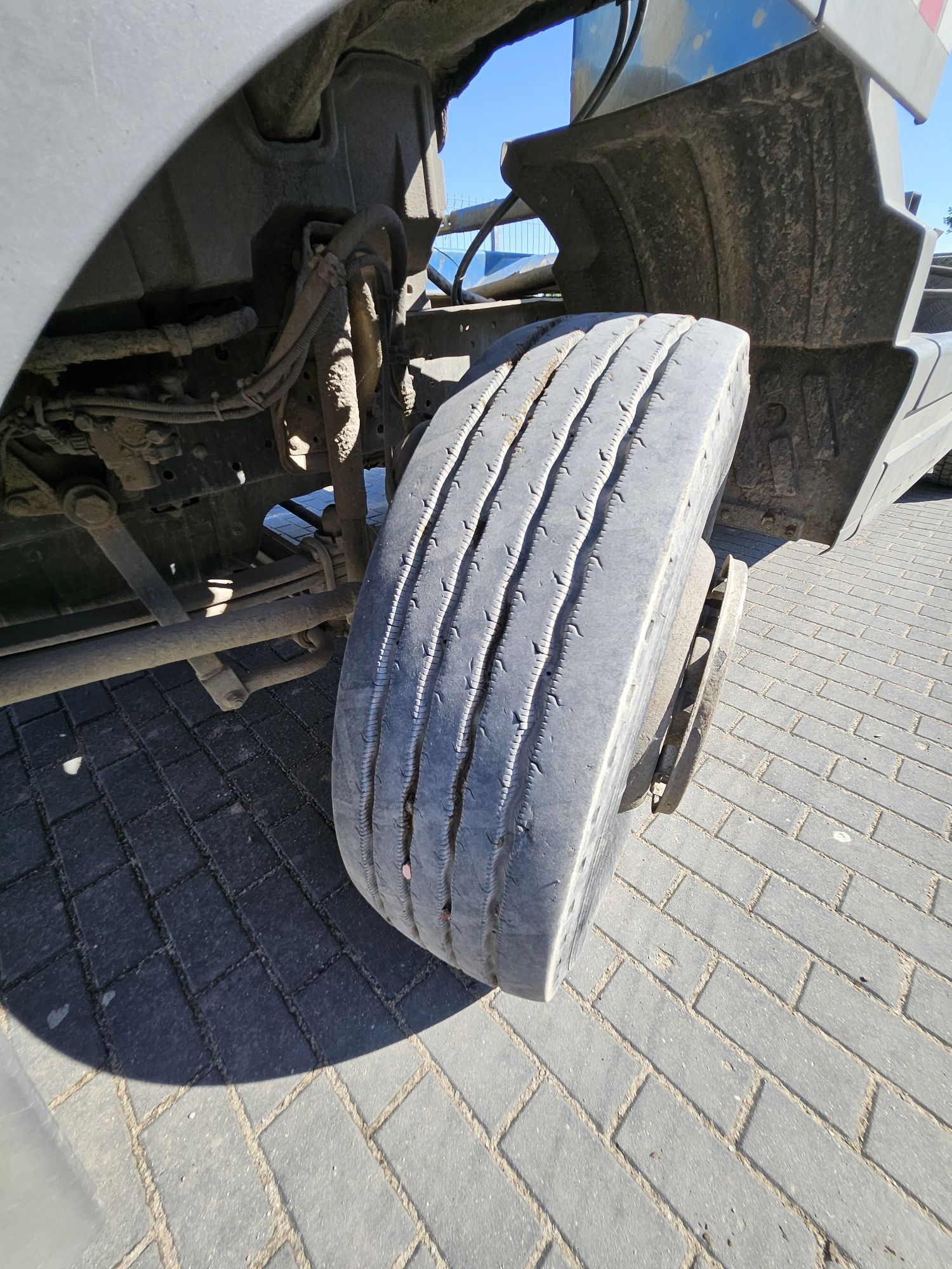 Mercedes atego 1218 hakowiec