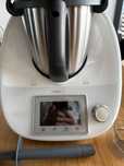 Thermomix TM5–jak nowy +  Maszynka do krojenia owoców i warzyw GRATIS!