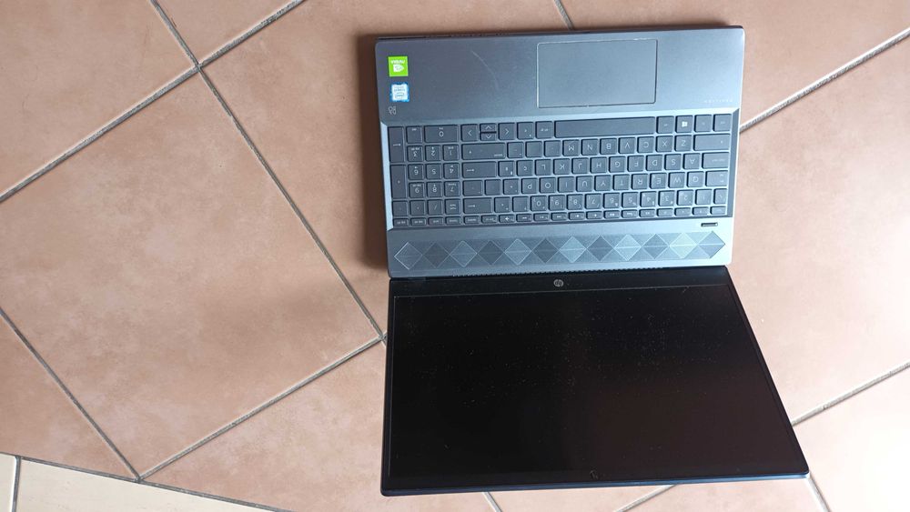 Poratil HP Pavilion 15-cs2019np peças