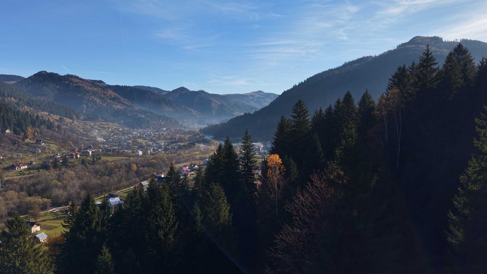 Унікальна ділянка 30 соток, під забудову, в селі-музеї Криворівня