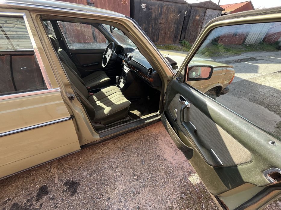 Mercedes w123 Мерседес