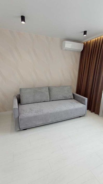 Продам простору   3к квартиру ЖК Аржанова, пр. Слобожанського.