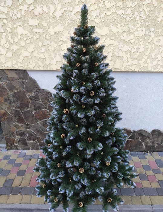 Ёлка искусственная