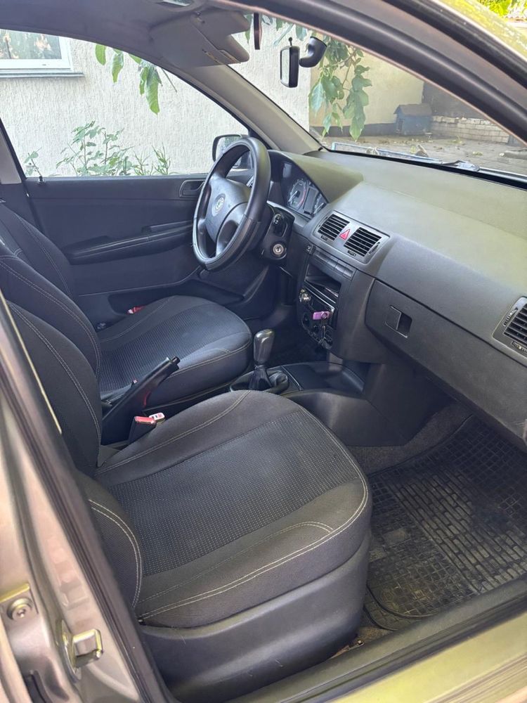 Продаю skoda фабия