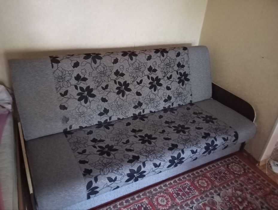 Диван раскладной
Хороший вариант для спальни
Центрально-городской райо