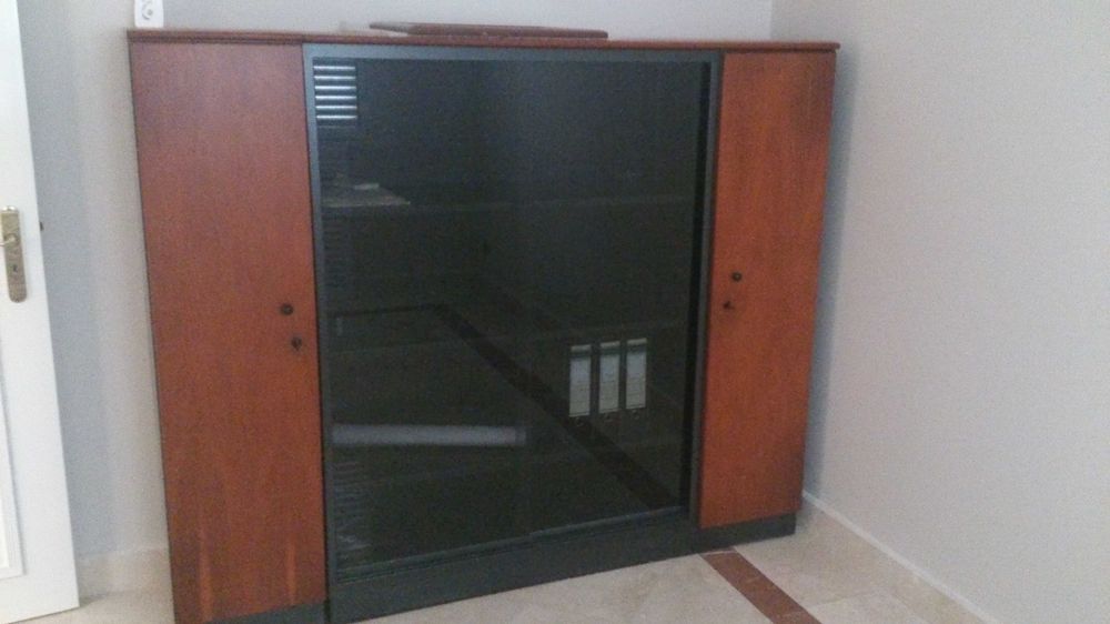 Armário de escritório - metálico