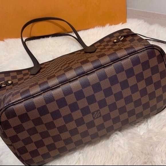 Louis Vuitton Neverfull