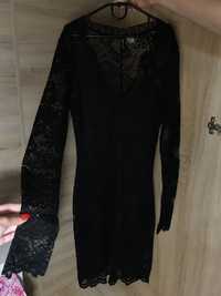 Сукня від  H&M у чорному кольорі