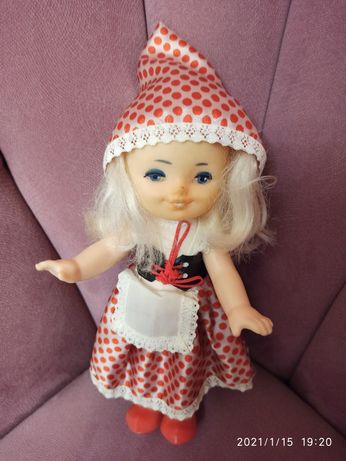 Кукла - Красная шапочка