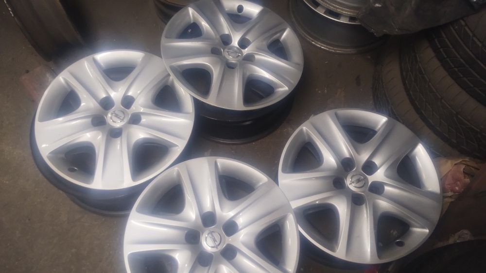 5 x 120 17 cali felgi stalowe strukturalne z kołpakami i czujnikami