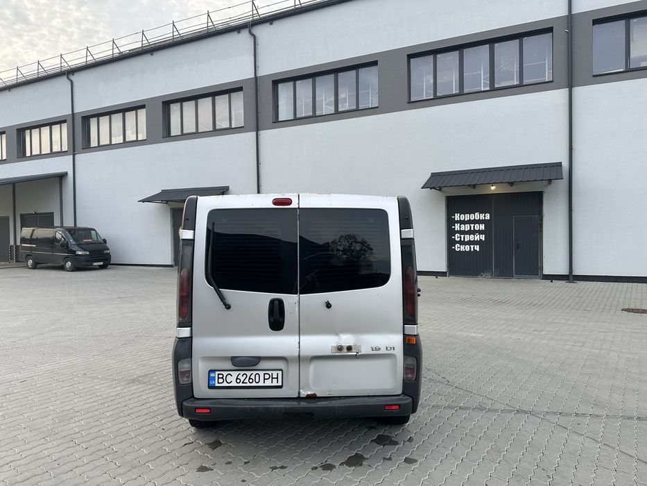 Продам Opel Vivaro 1.9