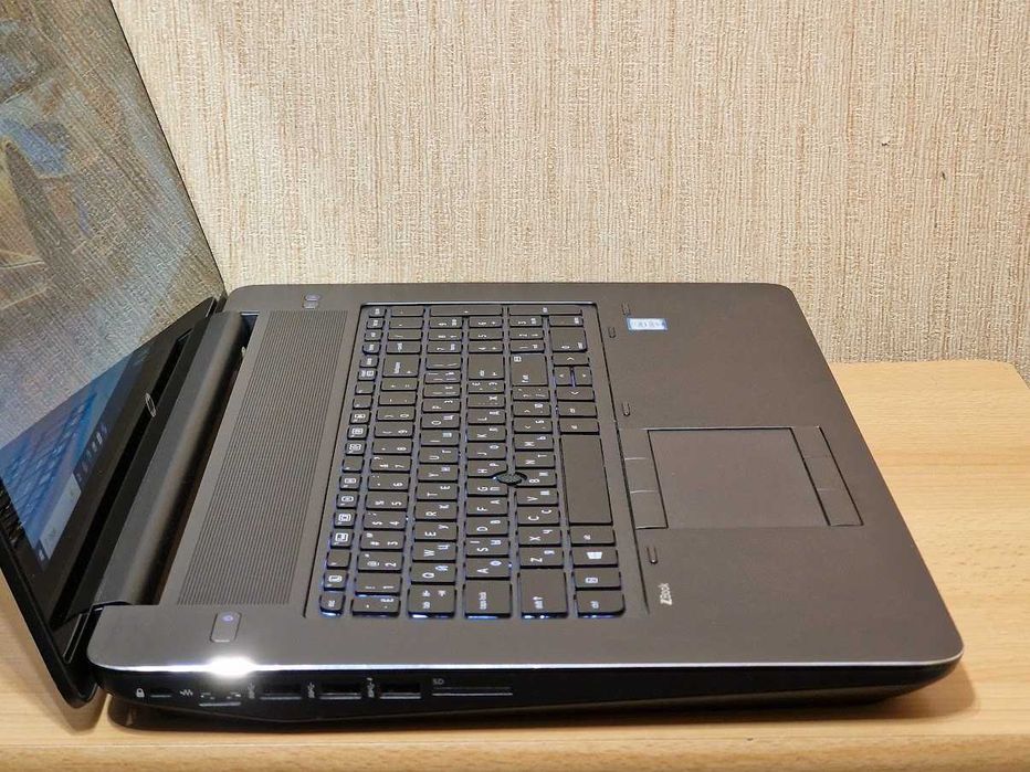 Ігровий HP ZBook 17 G3 Core i7-6820HQ NVIDIA QuadroM4000M RAM32 SSD512