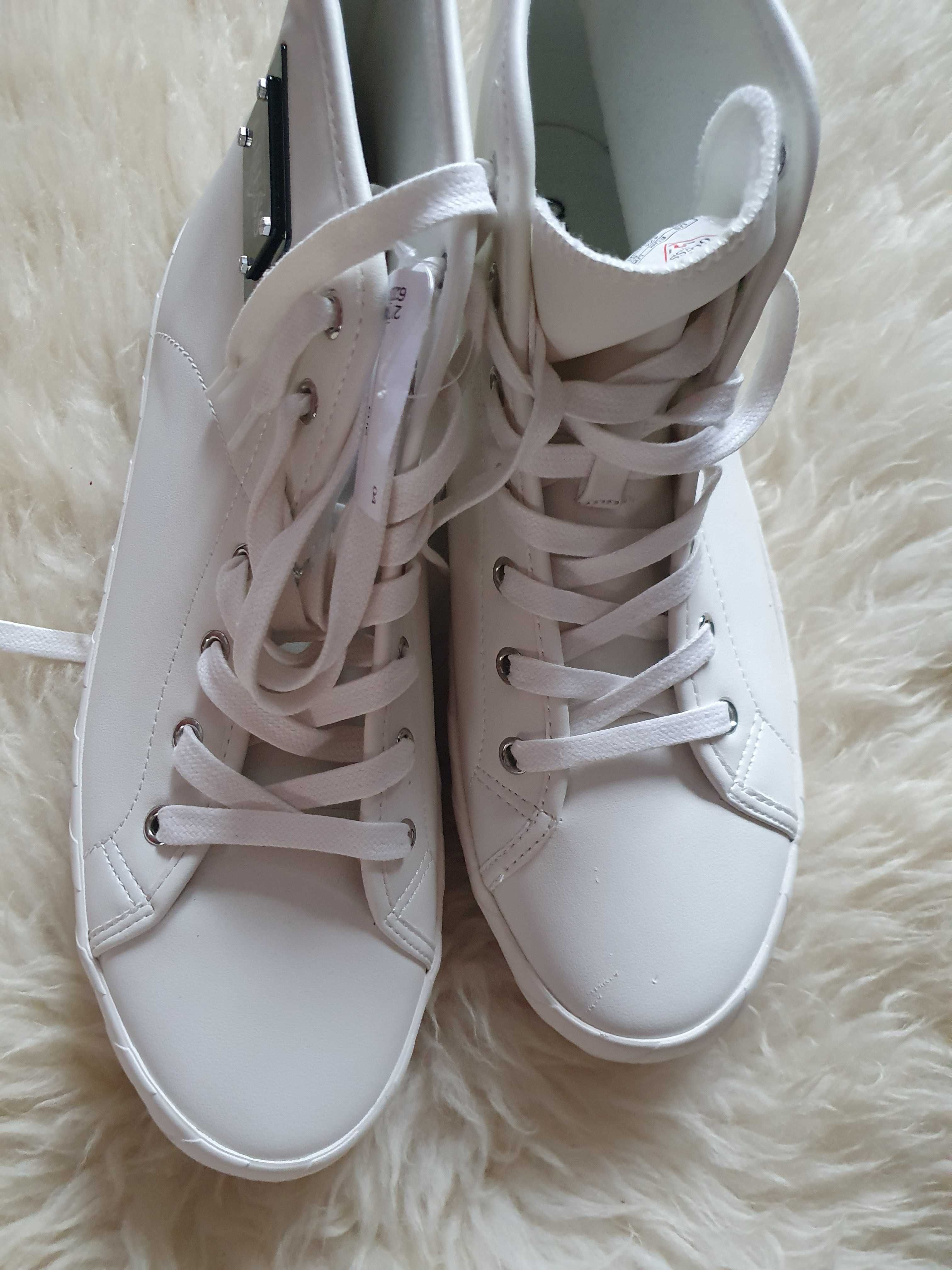 Guess buty, modne białe HIT wiosna ,lato 25.