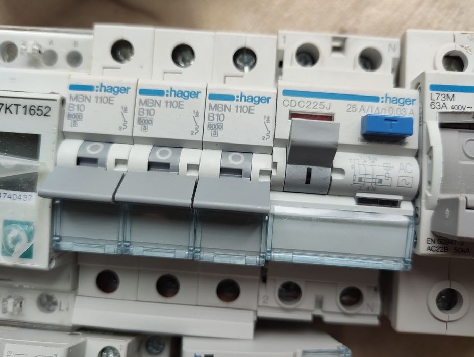 Автоматичні вимикачі Hager
