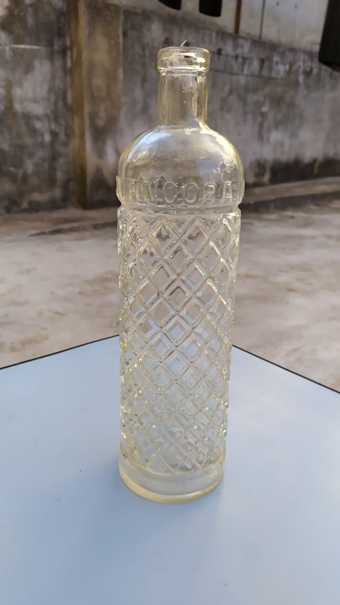 Garrafa antiga vidro