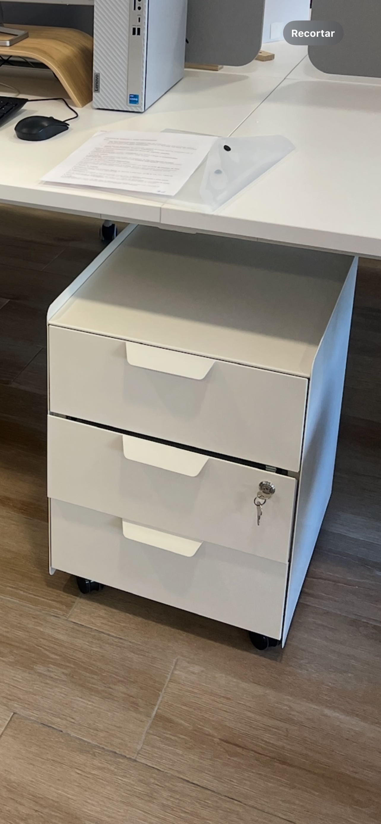 TROTTEN ikea 
Bloco gavetas c/3 gav e rodízios, branco