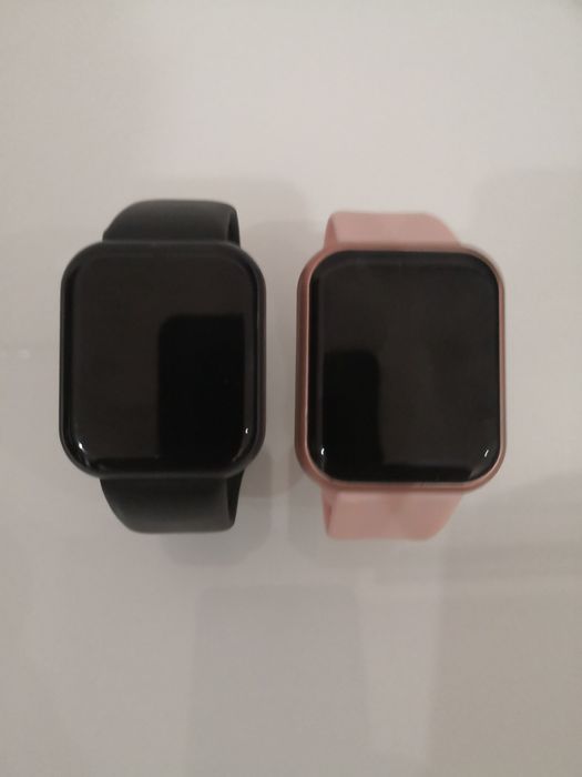Smartwatch preto e rosa NOVO